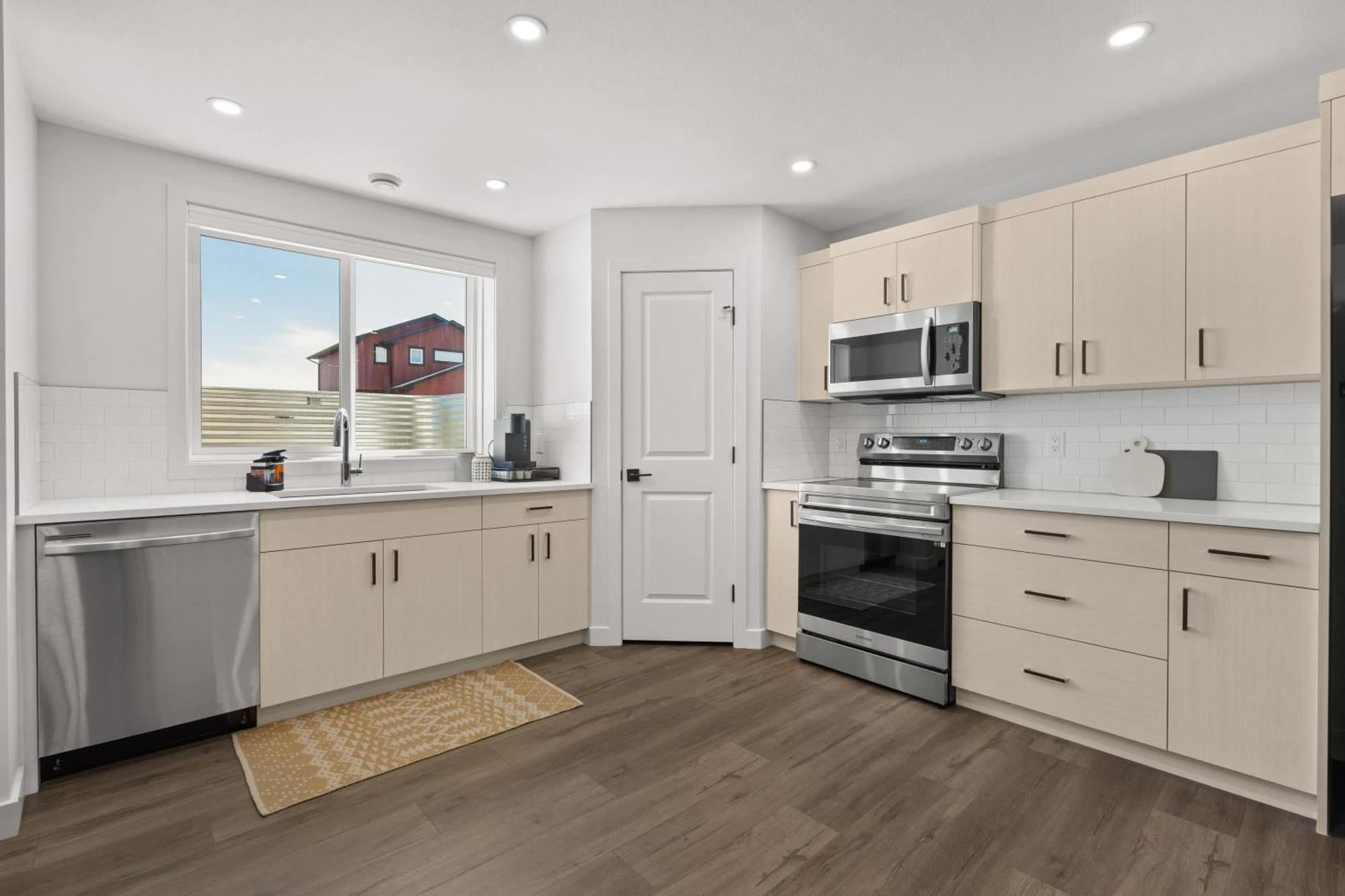 Livingston Way I Sleep 6 I Netflix I Kitchen I Tv Villa Pincher Creek Exteriör bild