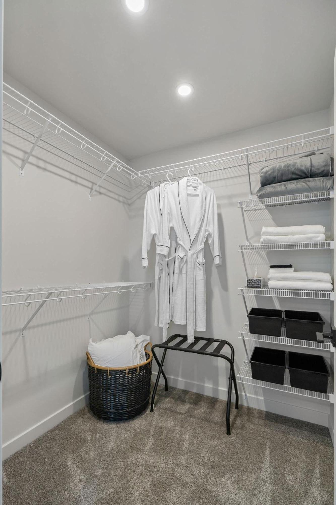 Livingston Way I Sleep 6 I Netflix I Kitchen I Tv Villa Pincher Creek Exteriör bild